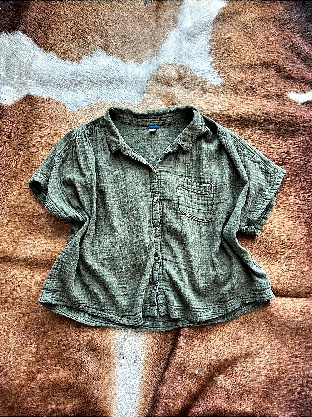 Old Navy Gauze Button-Down Short Sleeve Blouse